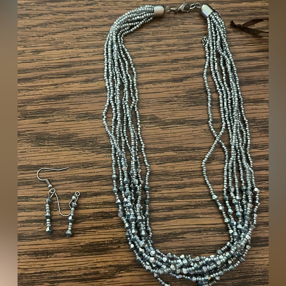 Elegant Feaux Silver Beaded Necklace and Earring Set